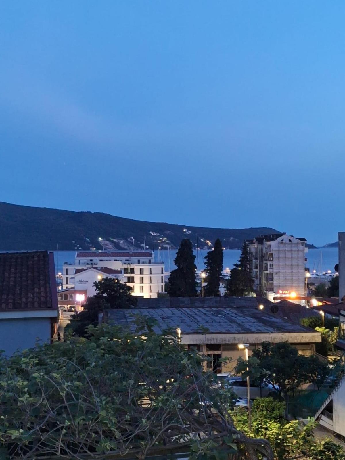 Apartments Lena Herceg Novi Exterior foto
