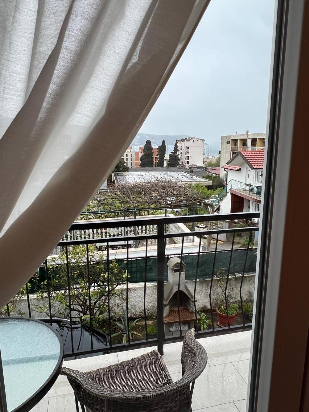 Apartments Lena Herceg Novi Exterior foto